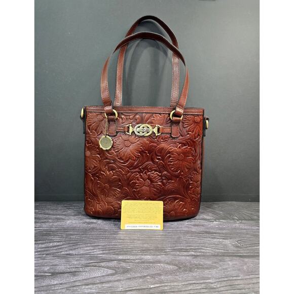 Patricia Nash Handbags - Patricia Nash 10th Anniversary Lundy Tote British Tan Tooled Leather NWOT P74833
